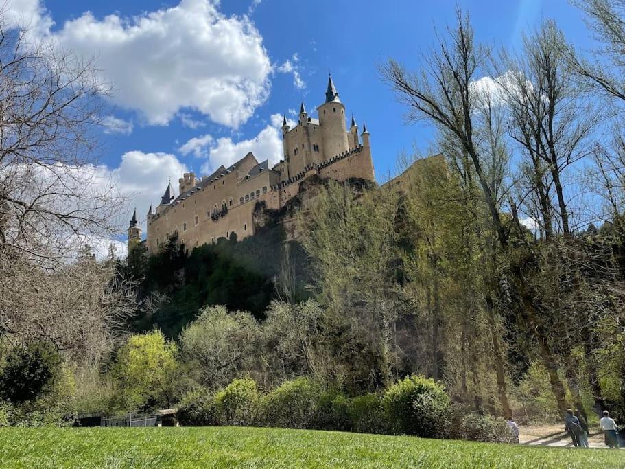 Quinta Mazagatos Segovia Villa ลา ลาสตริญา ภายนอก รูปภาพ